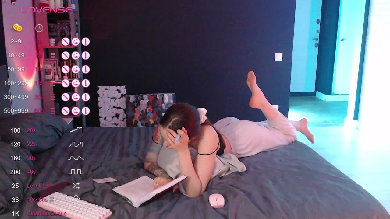 Jade-Lumin Adult Chat December 15, 2025