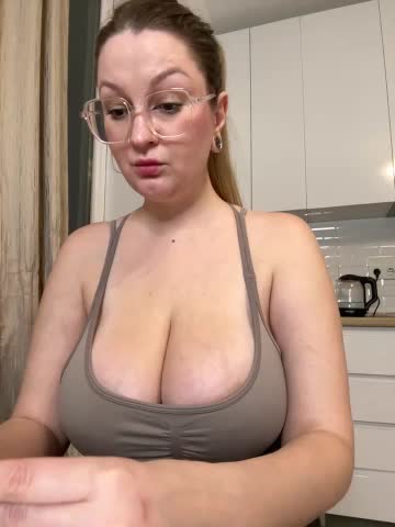 Teya_moon_ Adult Chat December 15, 2025