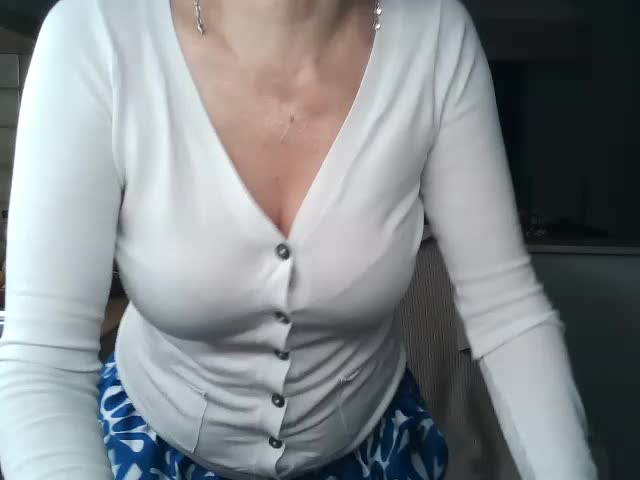 UllimOhi Adult Chat December 15, 2025