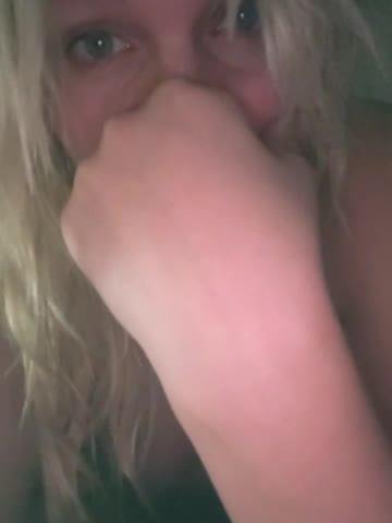 Marta_28 Adult Chat December 15, 2025