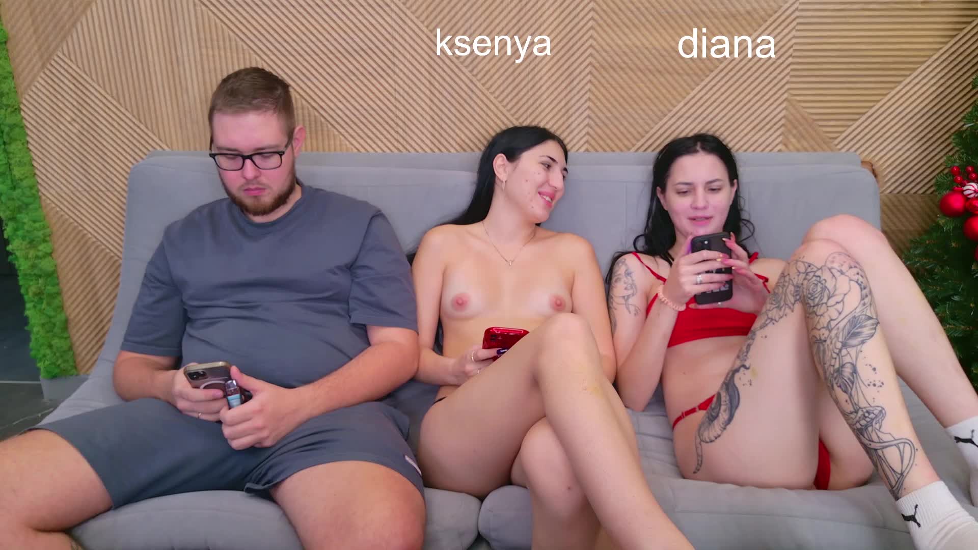 WebcamSlut Adult Chat December 15, 2025