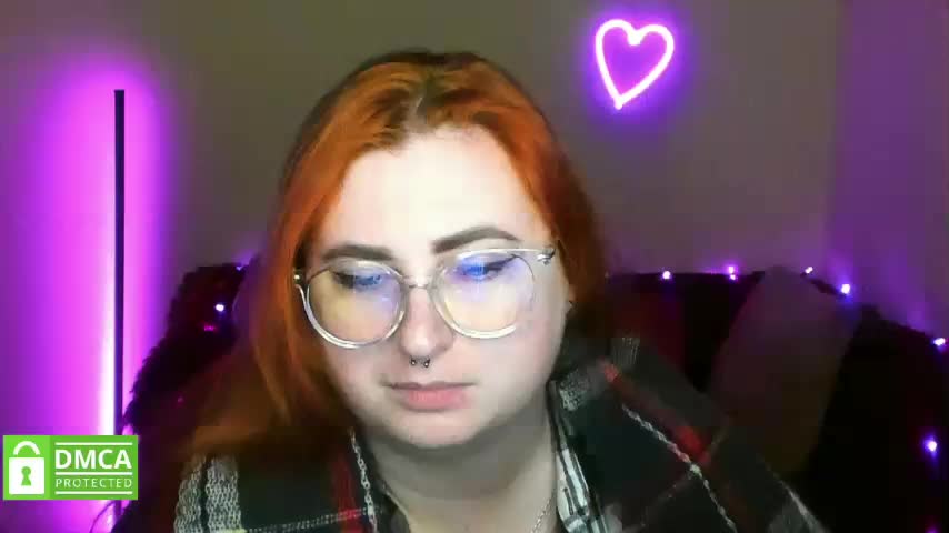 Aliciaredluv Adult Chat December 15, 2025