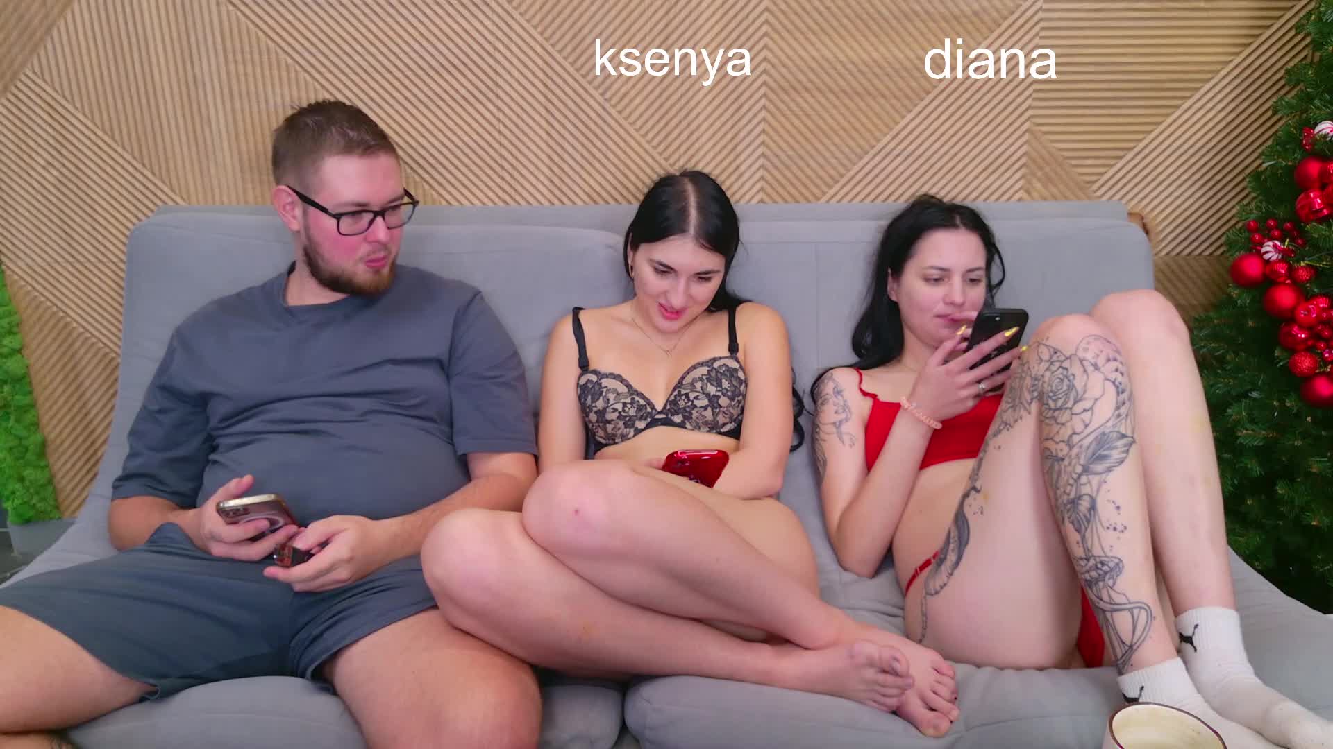 WebcamSlut Adult Chat December 15, 2025