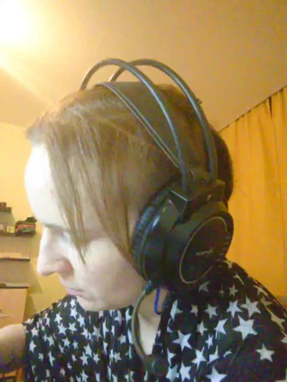 Magretta_Dering Adult Chat December 15, 2025