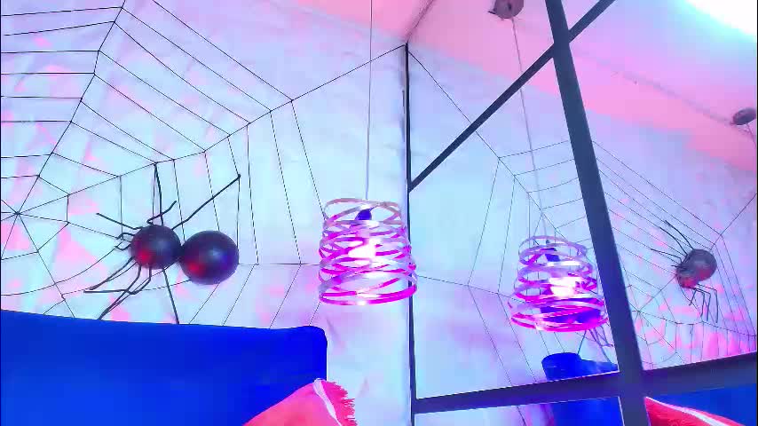 sweetie_foxxxx Adult Chat December 15, 2025