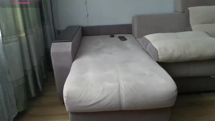 Milaa1998 Adult Chat December 15, 2025