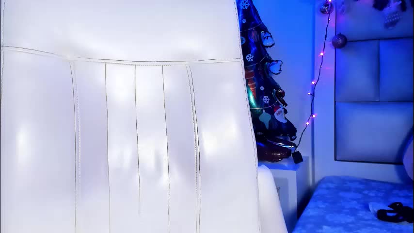 laura__js_ Adult Chat December 15, 2025