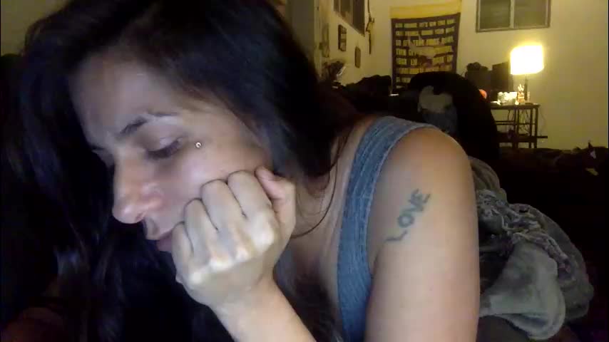 milfsfreaky69 Adult Chat December 15, 2025