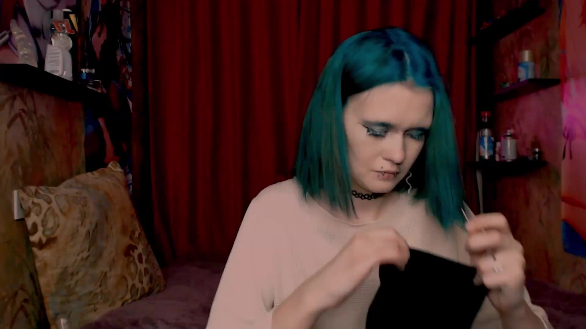 Velvet-and-Venom Adult Chat December 15, 2025