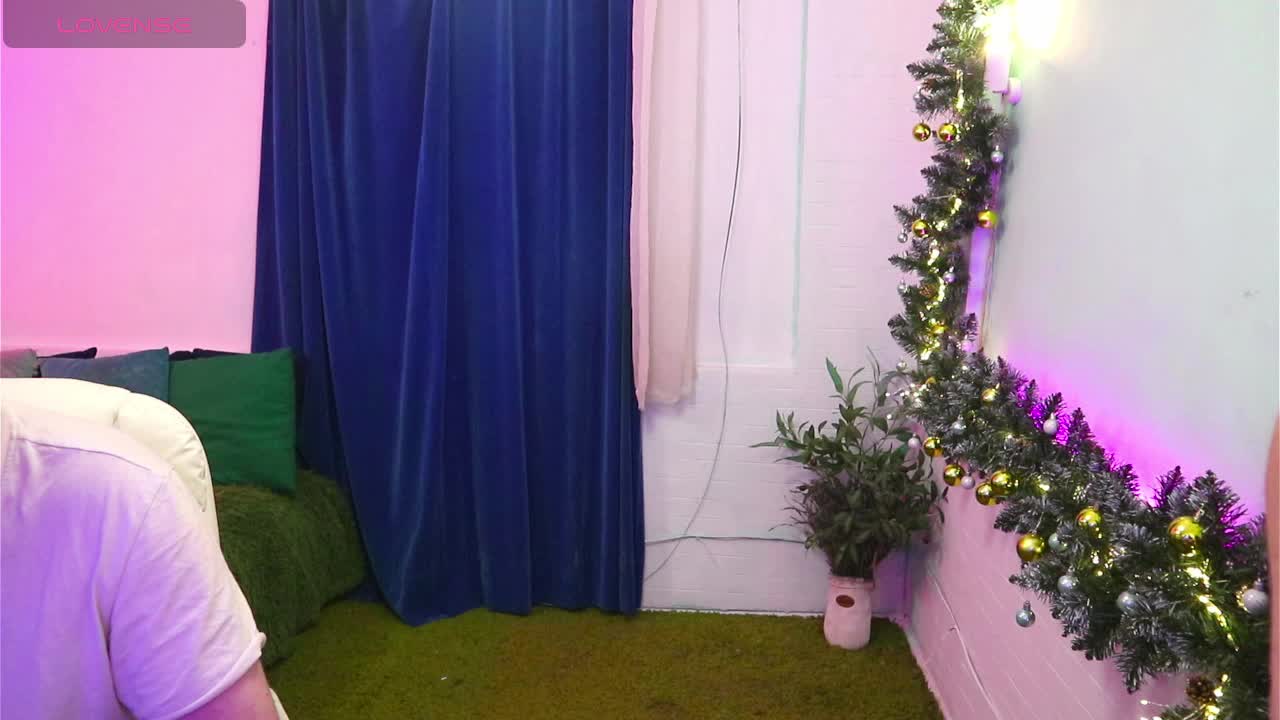 AlisaAleks Adult Chat December 15, 2025