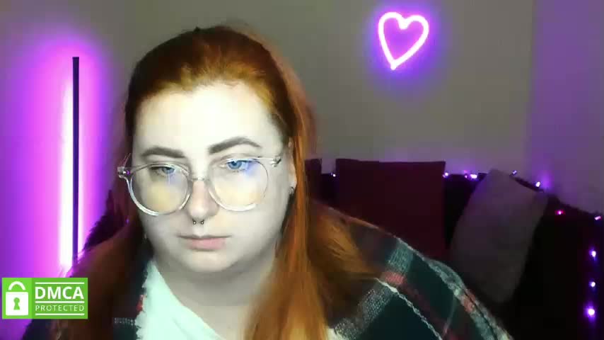 Aliciaredluv Adult Chat December 15, 2025