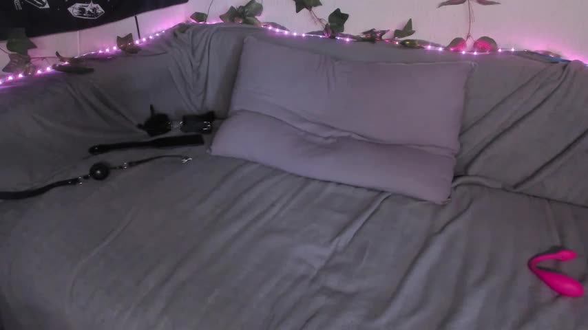 kawai_kittypus Adult Chat December 15, 2025