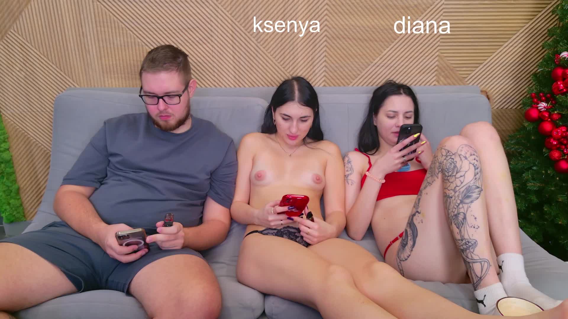 WebcamSlut Adult Chat December 15, 2025