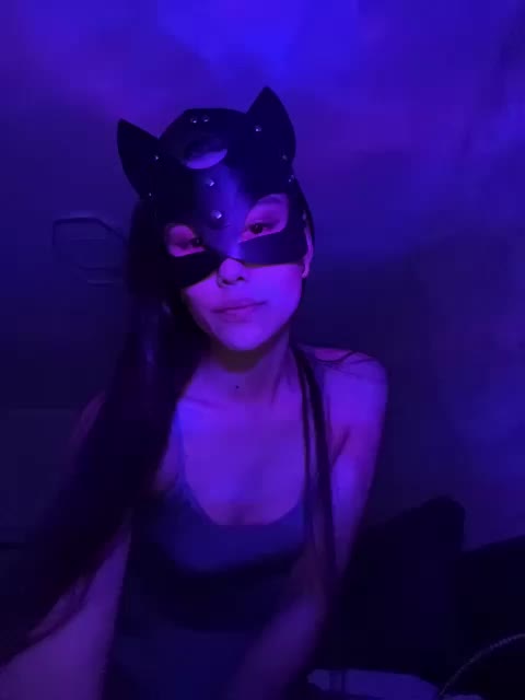 Azia_love_ Adult Chat December 15, 2025