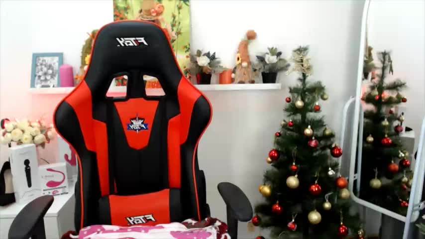 Lucky_Lana Adult Chat December 15, 2025