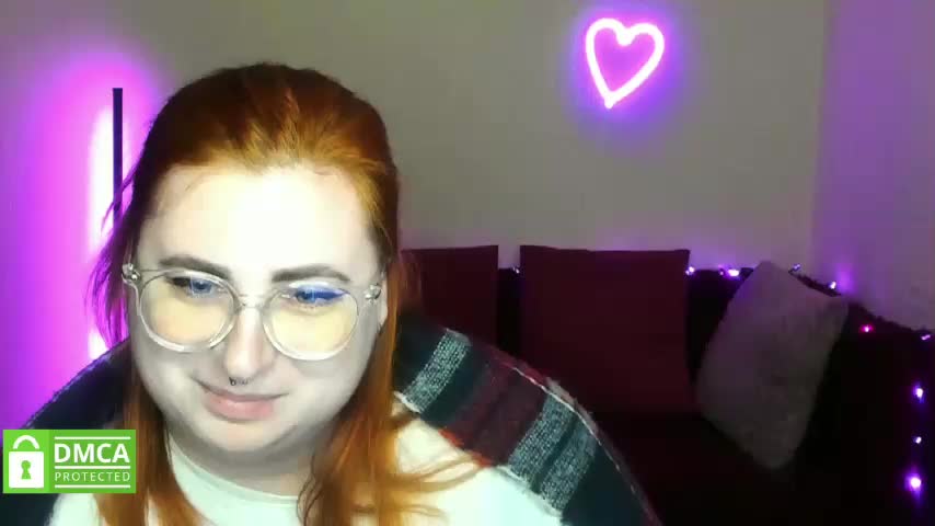 Aliciaredluv Adult Chat December 15, 2025