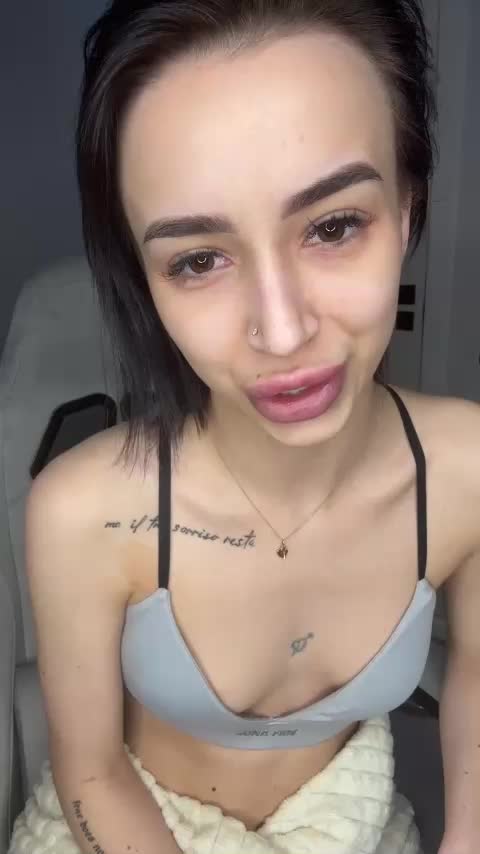 AdeleLaCroix Adult Chat December 15, 2025