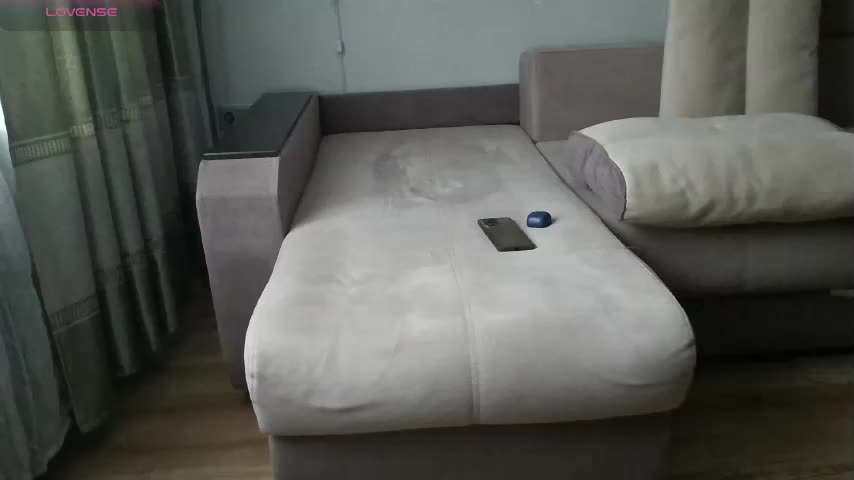 Milaa1998 Adult Chat December 15, 2025