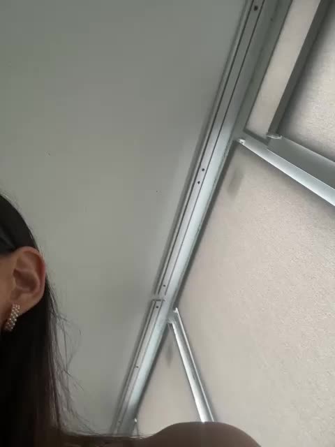 Azia_love_ Adult Chat December 15, 2025