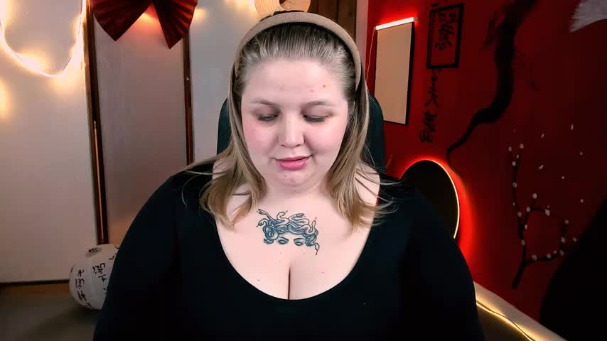 SladaDell Adult Chat December 15, 2025