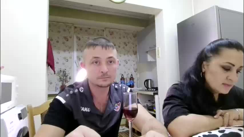 best_ass2000 Adult Chat December 15, 2025