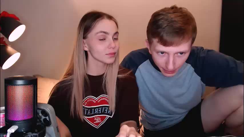 julsweet Adult Chat December 15, 2025