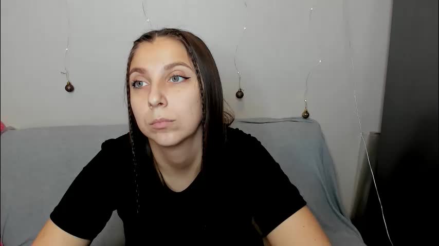 sinthiahug Adult Chat December 15, 2025