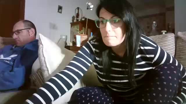 lolahueso Adult Chat December 15, 2025