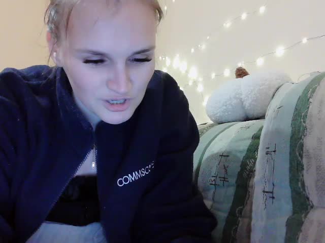 LisaLovHoney Adult Chat December 16, 2025