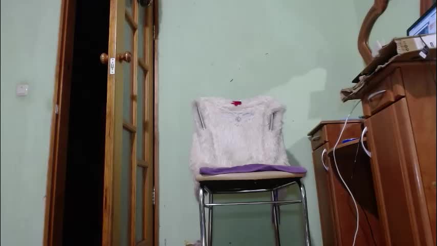 lovesexybitch Adult Chat December 16, 2025