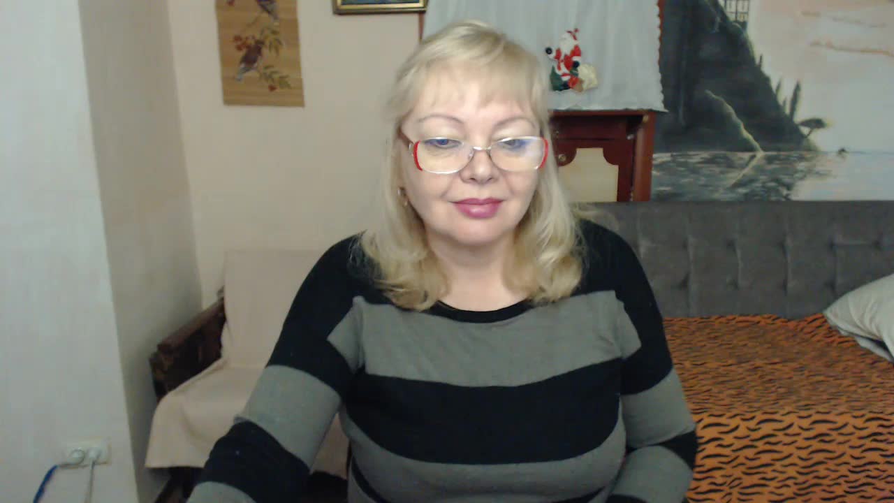 EvelynLoveShy Adult Chat December 16, 2025