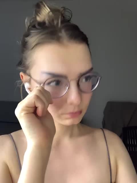 -Nezukoo- Adult Chat December 16, 2025