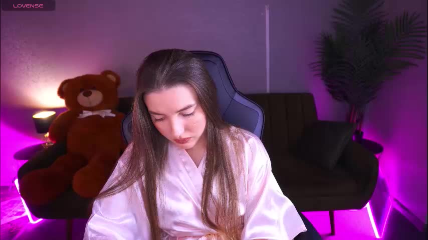 ashleybaee Adult Chat December 16, 2025