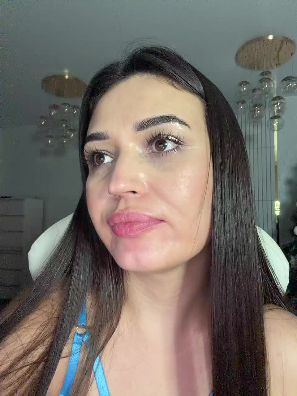 Anutka-chocolatee Adult Chat December 16, 2025