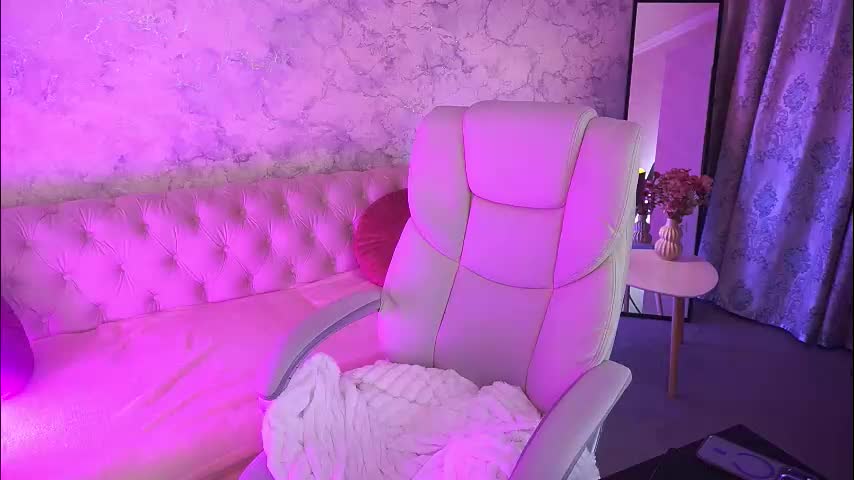 curlycandyxx Adult Chat December 16, 2025