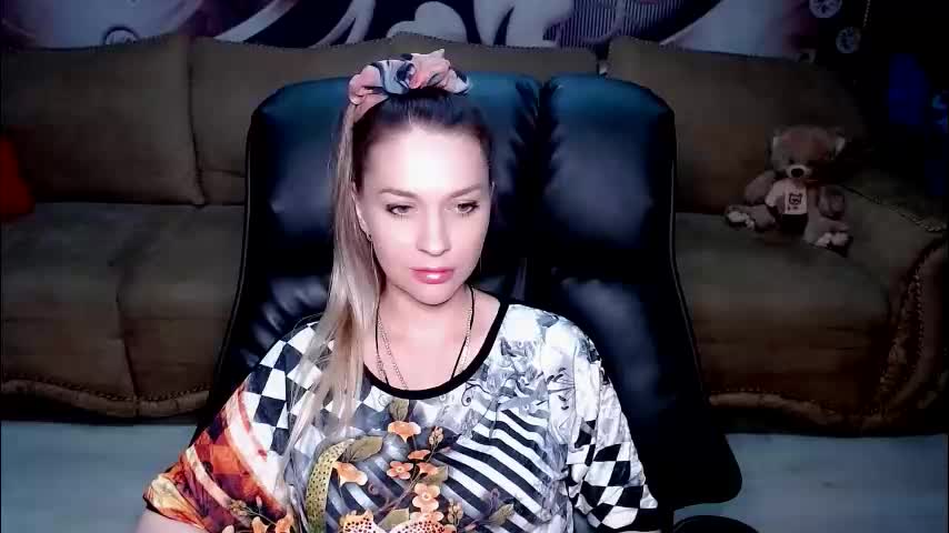 lovellymalina Adult Chat December 16, 2025