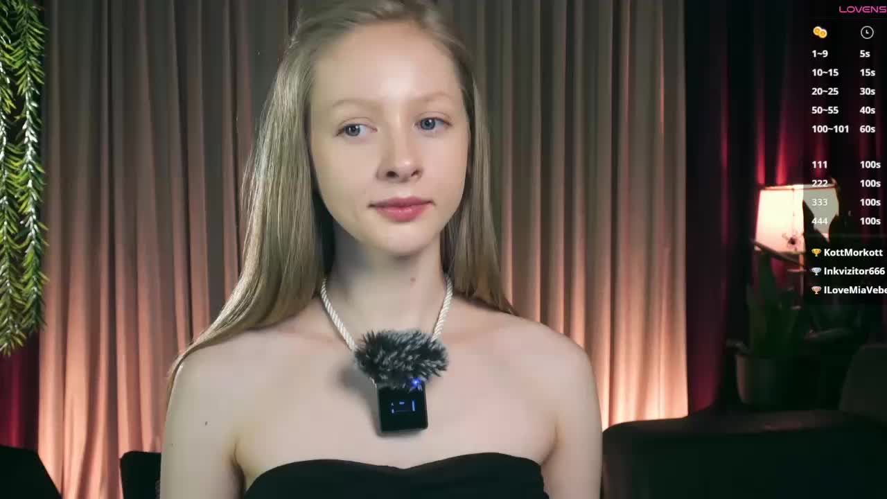 MiaVebes Adult Chat December 16, 2025