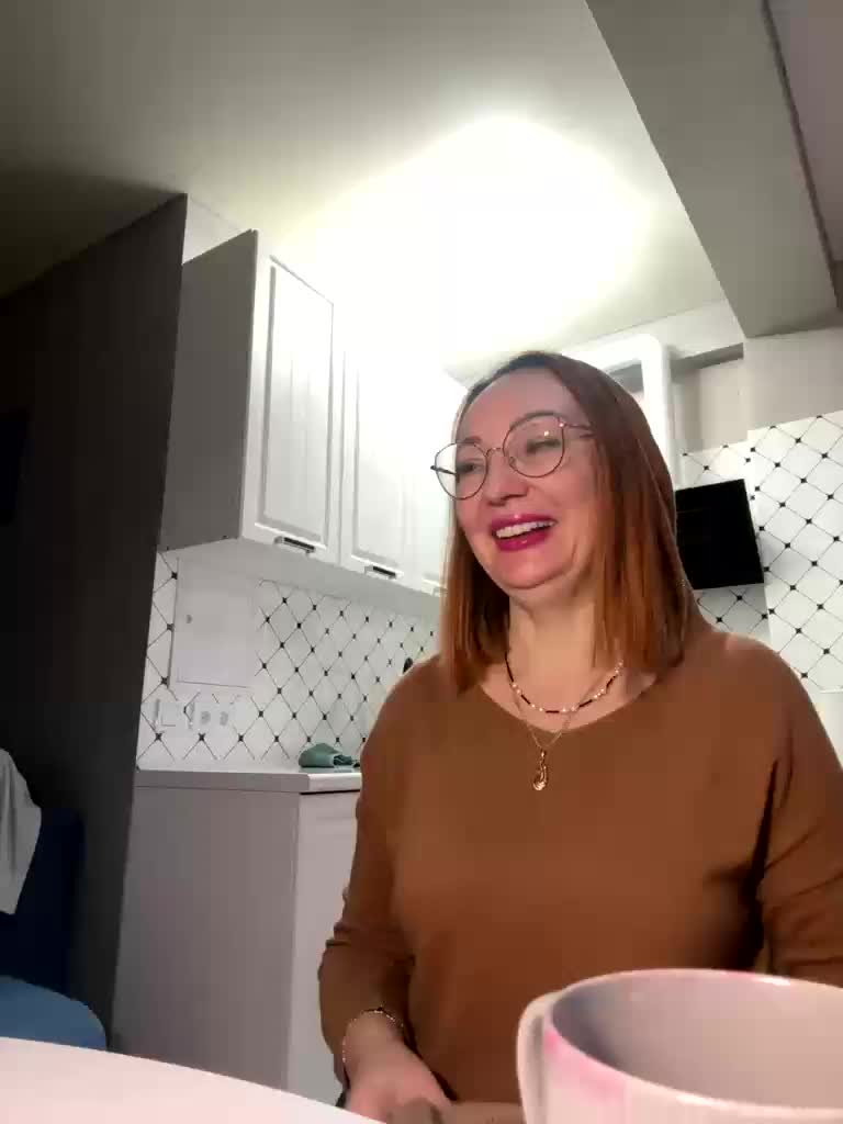 Pink-Lips Adult Chat December 16, 2025