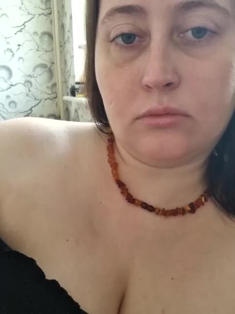 Milla-lovee Adult Chat December 16, 2025