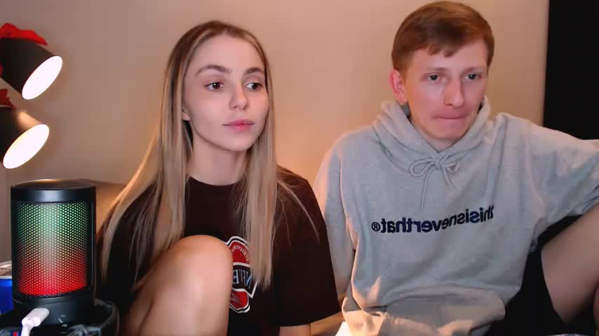 juliaanddima Adult Chat December 16, 2025