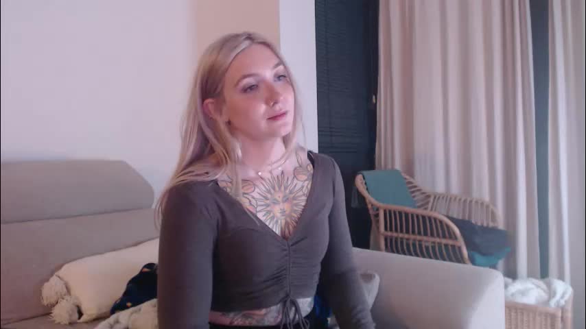 tattoobbgirl Adult Chat December 16, 2025