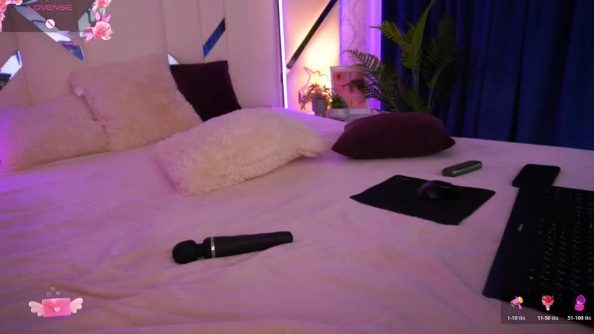 LovelyMollyy Adult Chat December 16, 2025