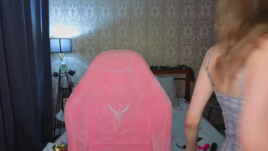 Lill_Mary Adult Chat December 16, 2025