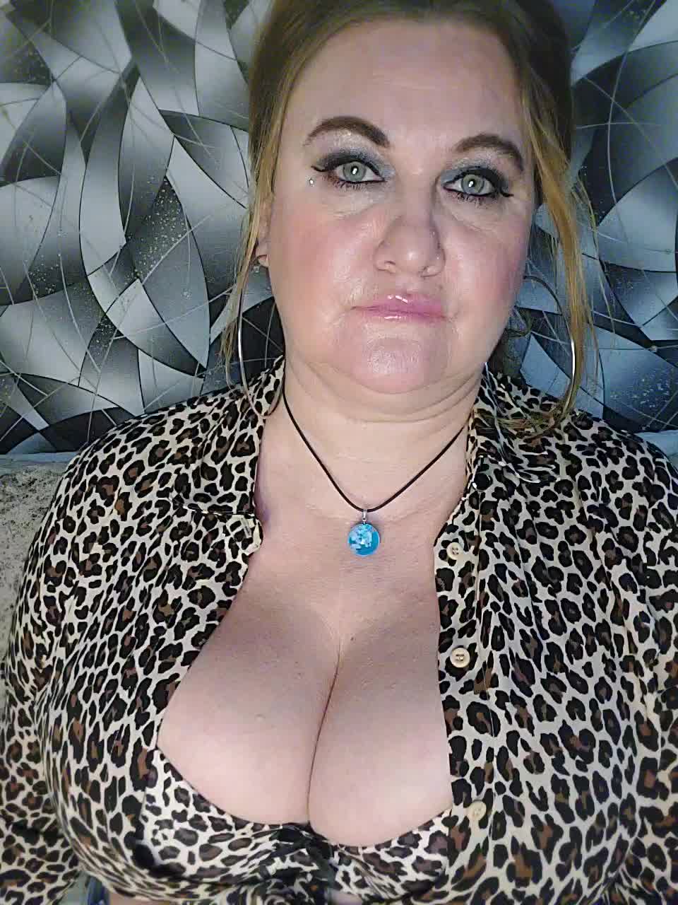 -Your_dream- Adult Chat December 16, 2025