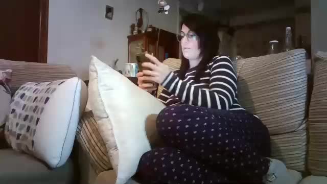 lolahueso Adult Chat December 16, 2025