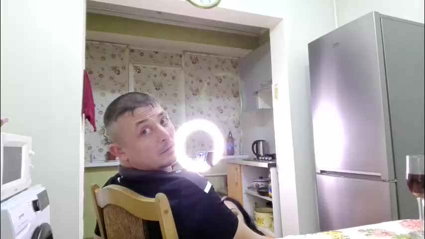 best_ass2000 Adult Chat December 16, 2025