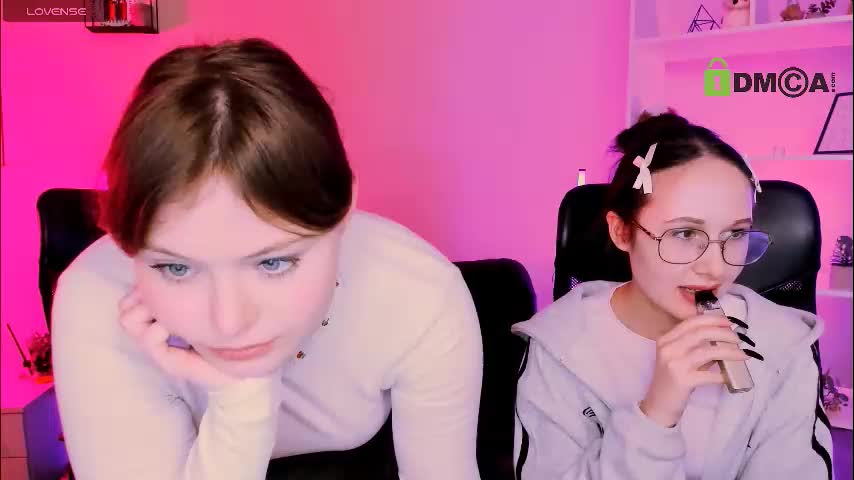 mona_cloud Adult Chat December 16, 2025