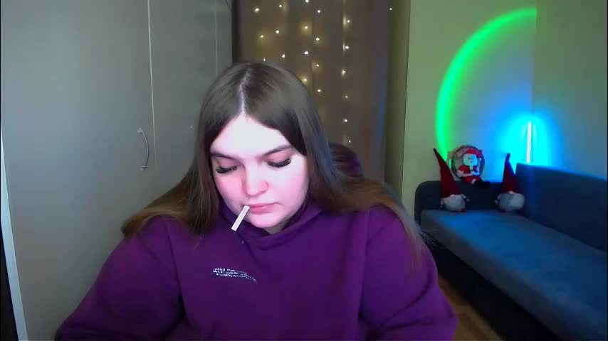 emma_dorn Adult Chat December 16, 2025