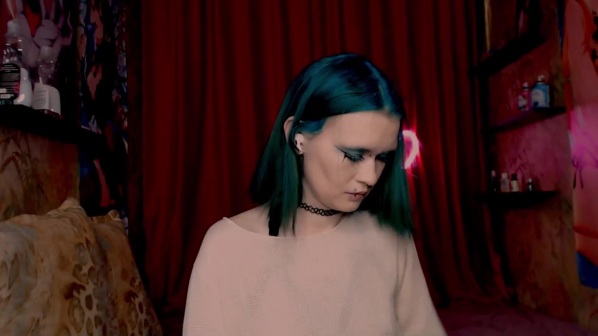 Velvet-and-Venom Adult Chat December 16, 2025