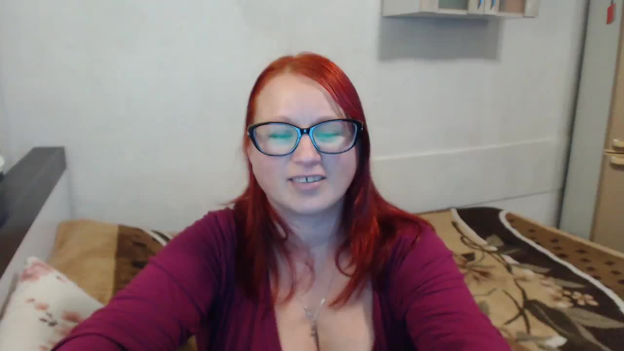 Lilia4joy Adult Chat December 16, 2025